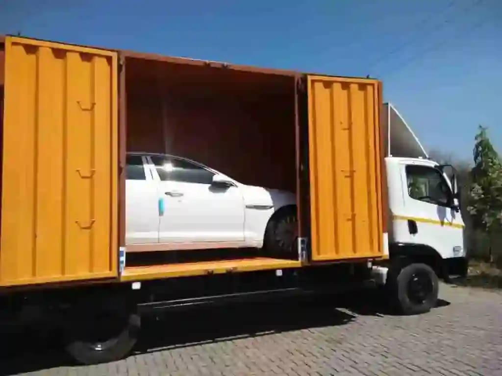 Enclosed Container Carrier